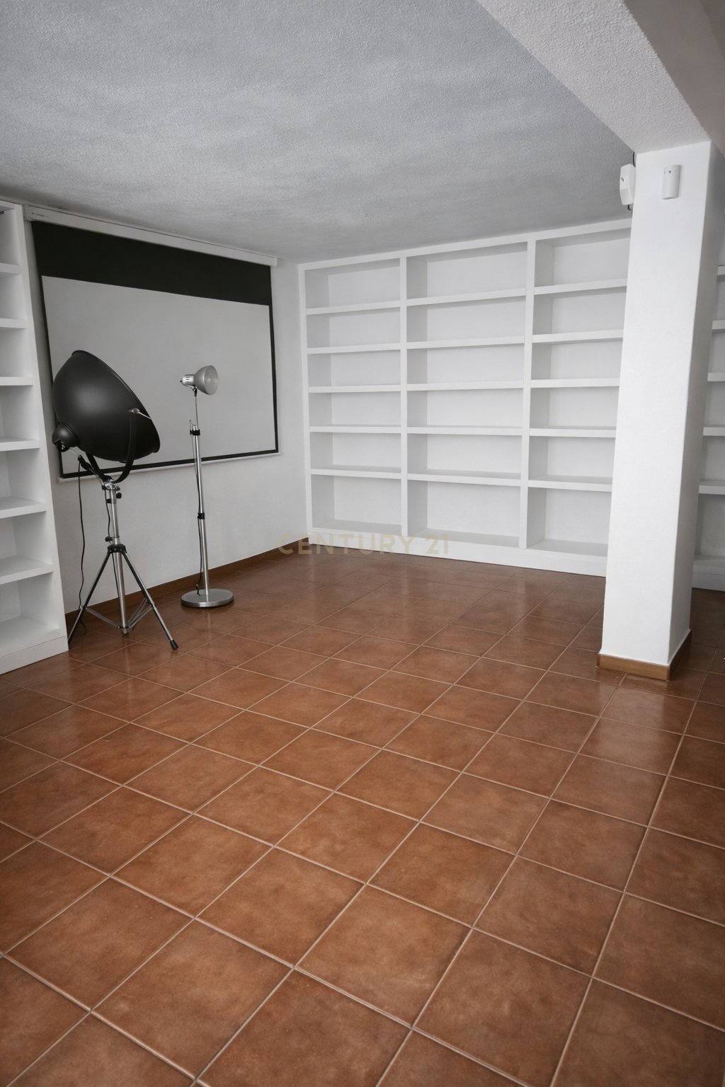 Villa in Parede, Lisbon, Portugal 3 - 18030383