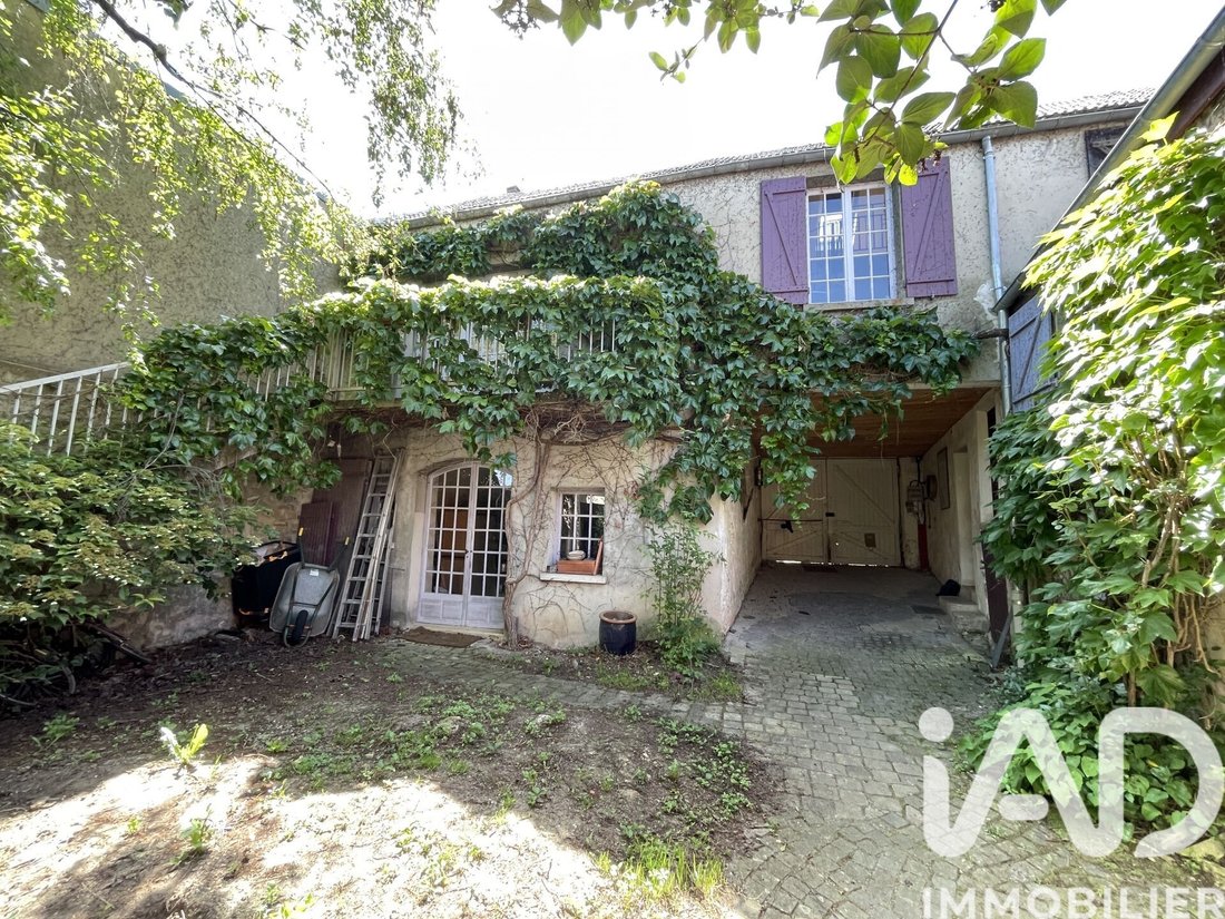 House in Mezieres-sur-Seine, Ile-de-France, France 2 - 18035816