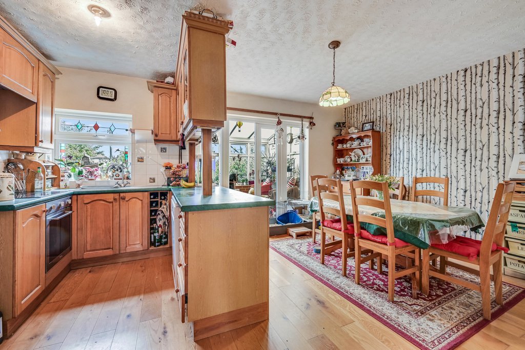 House in Moulsham Lodge, Chelmsford, England 1 - 18027407