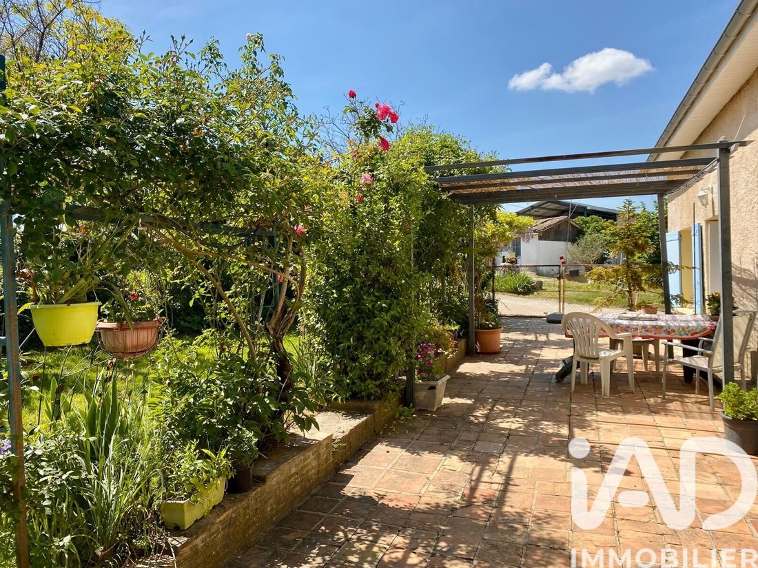House in Castelmoron-sur-Lot, Nouvelle-Aquitaine, France 1 - 18035400