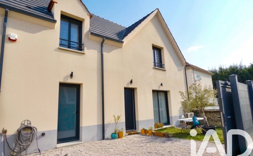 Maison à Emy les Prés, Cormeilles-en-Parisis, France 1