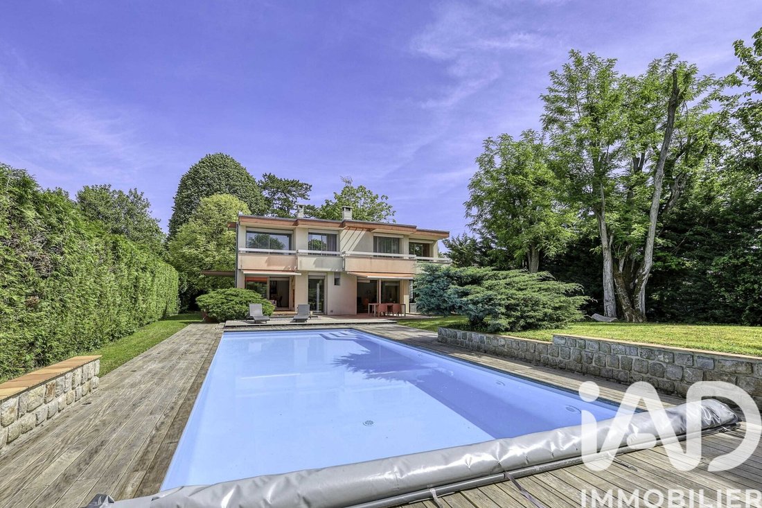House in Meaux, Ile-de-France, France 4 - 18035727