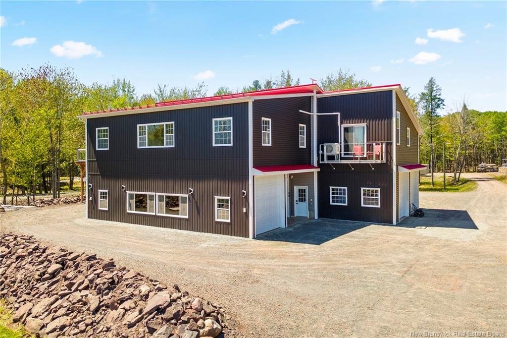 House in Maquapit Lake, New Brunswick, Canada 1 - 18031662