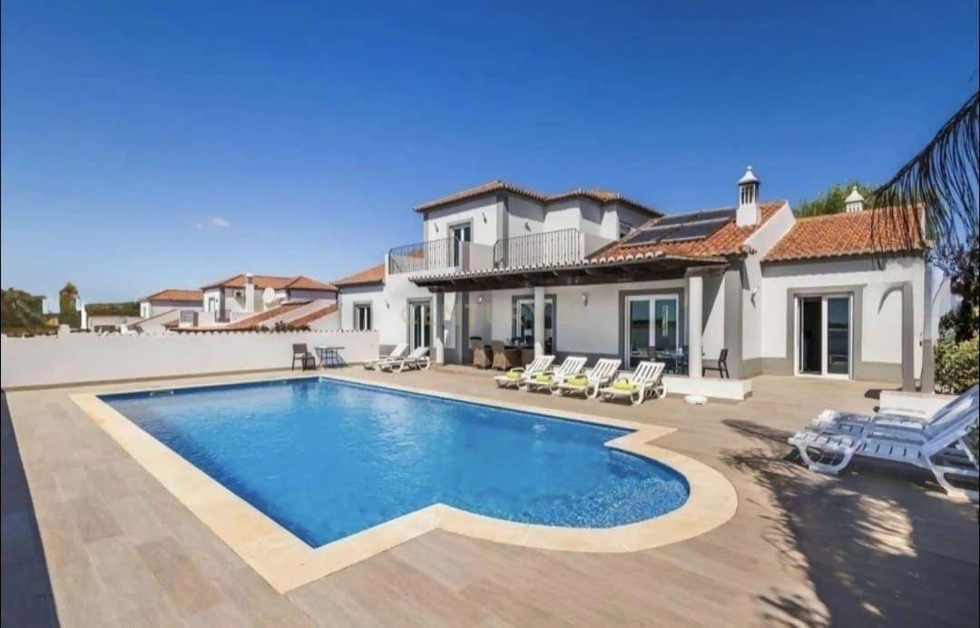 Villa in Quelfes, Algarve, Portugal 1 - 18030651