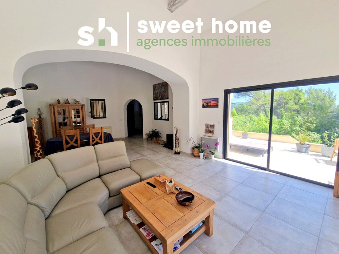 Villa in Solliès-Ville, Provence-Alpes-Côte d'Azur, France 4 - 18031457