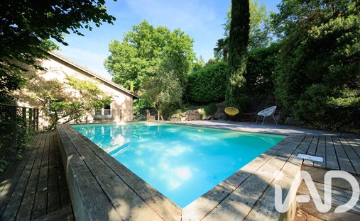 Casa a Saint-Genis-les-Ollières, Auvergne-Rodano-Alpi, Francia 1