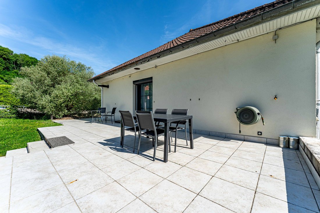 House in Maubec, Provence-Alpes-Côte d'Azur, France 3 - 18029669
