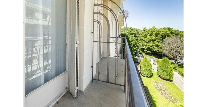 Apartment in Auteuil Nord, Paris 16e Arrondissement, Paris 1 - 18029671