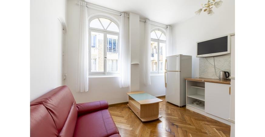Apartment in Auteuil Nord, Paris 16e Arrondissement, Paris 3 - 18029671