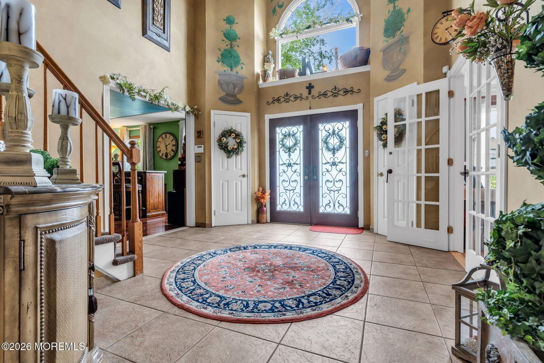 House in Marlboro Township, New Jersey, United States 3 - 18033034