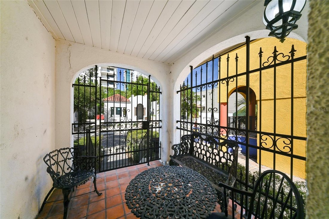 House in Sarasota, Florida, United States 3 - 18033251