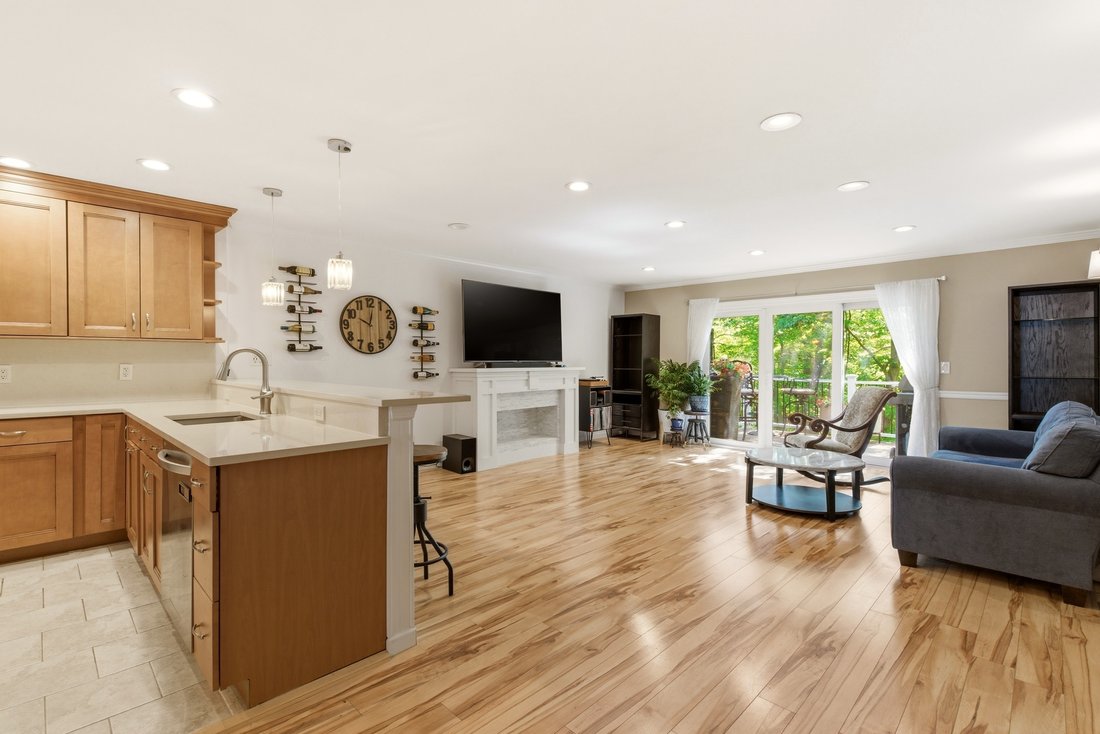 Townhouse in Halesite, New York, United States 1 - 18032862