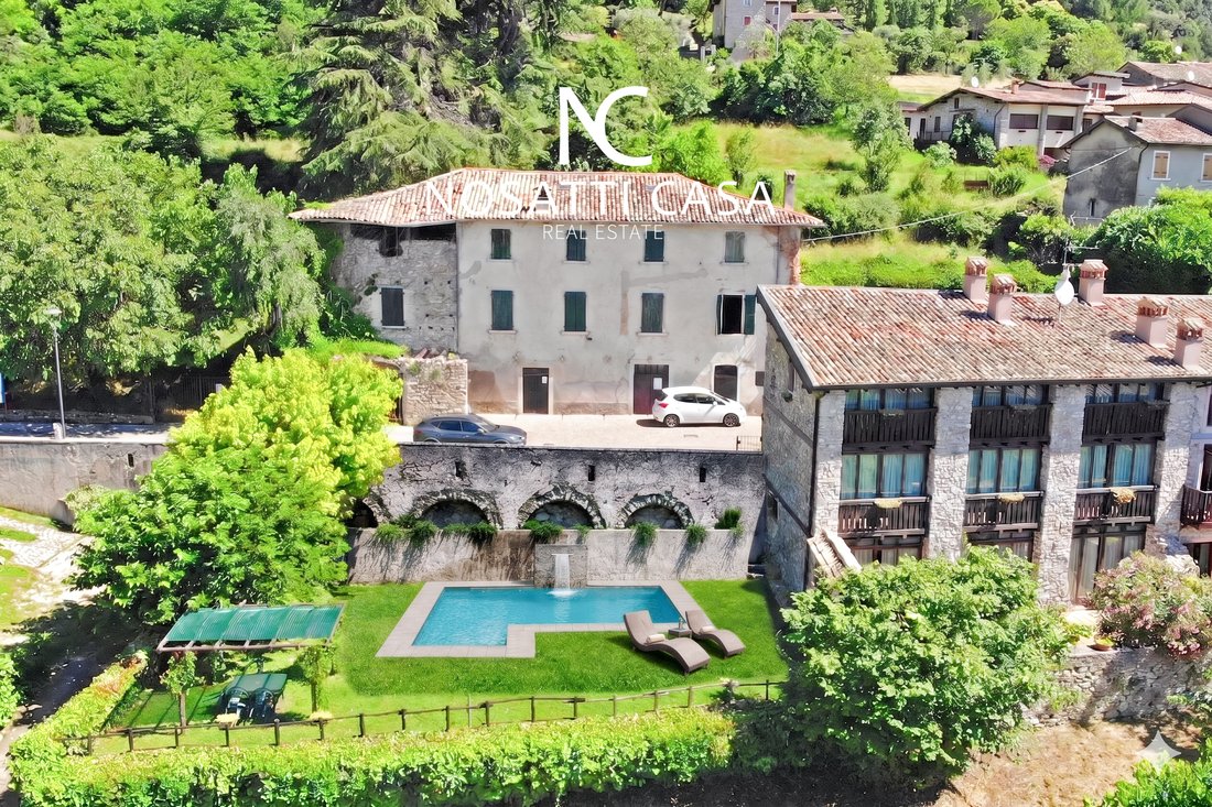 Country House in Gargnano, Lombardy, Italy 1 - 14469814