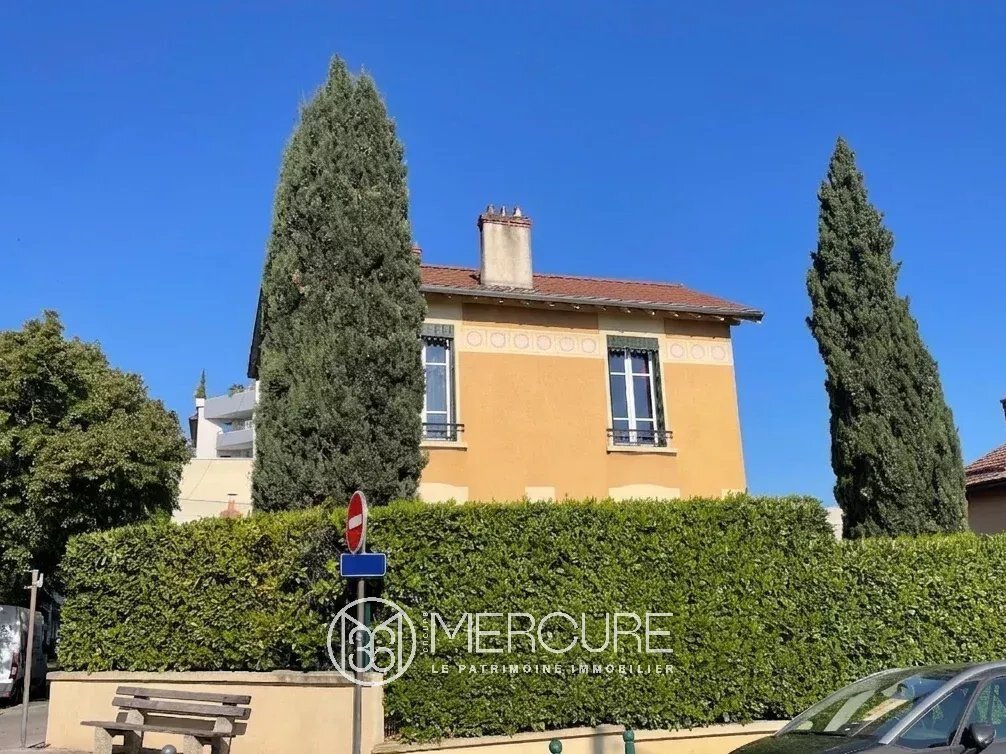 Townhouse in Bissardon, Caluire-et-Cuire, France 1 - 17881422