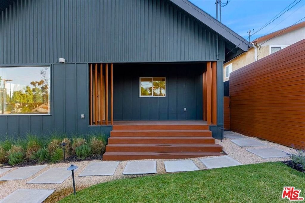 House in Los Angeles, California, United States 2 - 18032962