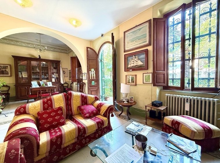 Villa in Historic Center, Viareggio, Tuscany 4 - 18025881