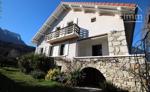 Maison à Chapareillan, Auvergne-Rhône-Alpes, France 1