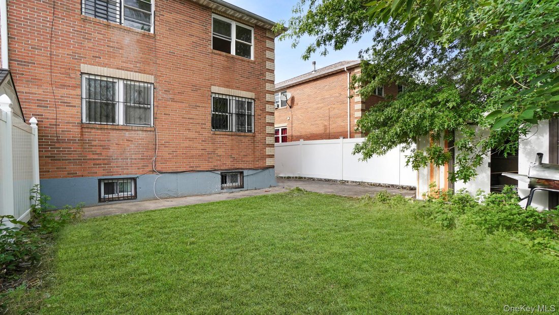 House in New York, New York, United States 4 - 17968972
