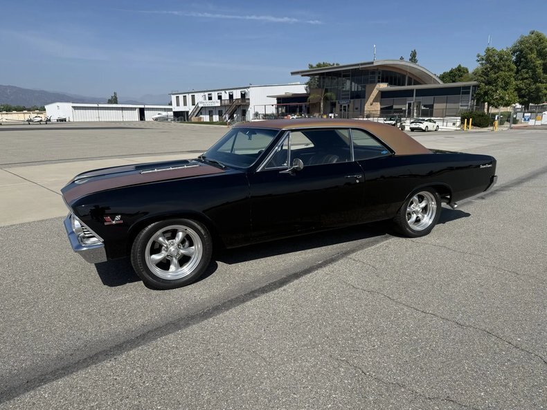 Coupe in Glendale, United States 4 - 18033786
