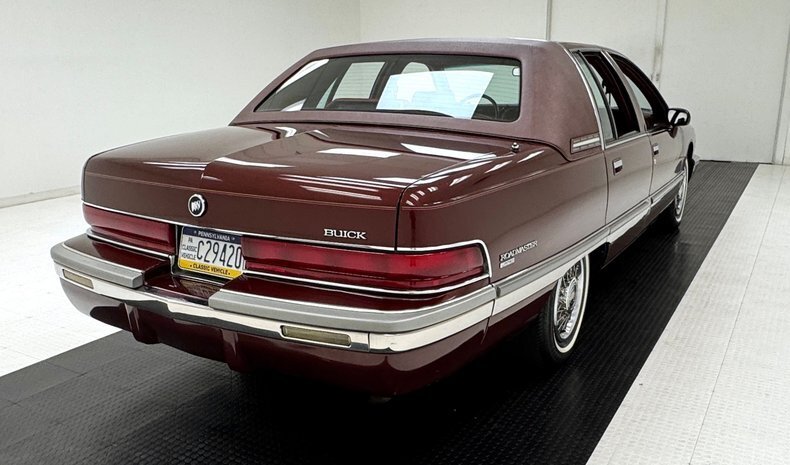 Sedan in Morgantown, United States 5 - 18033821