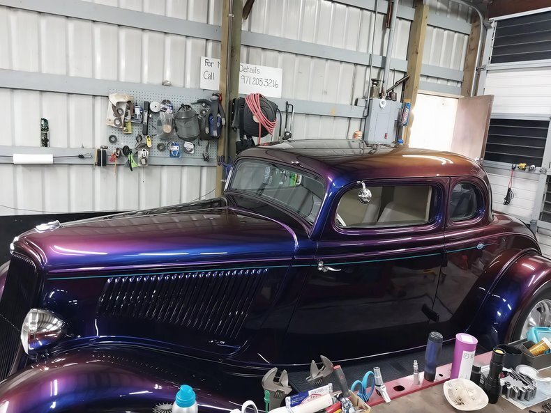 Coupe in Glendale, United States 5 - 18033427