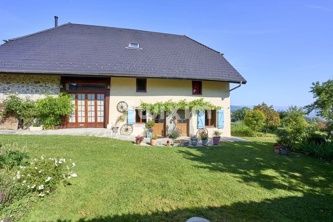 House in Pers-Jussy, Auvergne-Rhône-Alpes, France 1 - 18032905