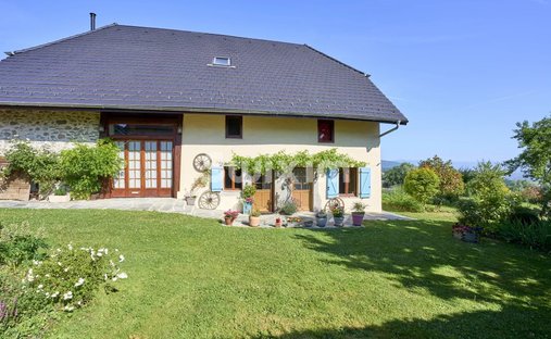 House in Pers-Jussy, Auvergne-Rhône-Alpes, France 1
