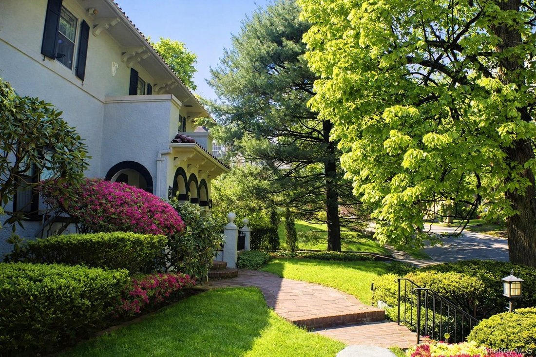 House in Bronxville, New York, United States 5 - 17846036