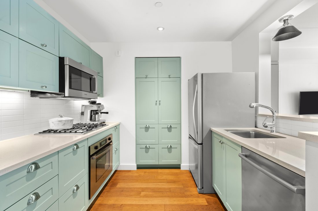Condo in New York, New York, United States 2 - 18032860