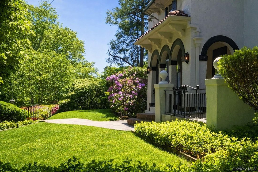 House in Bronxville, New York, United States 4 - 17846036