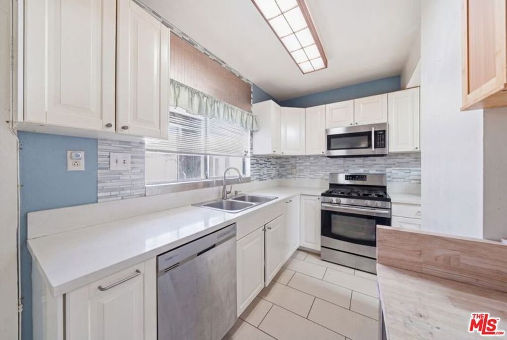 House in Los Angeles, California, United States 3 - 18032961