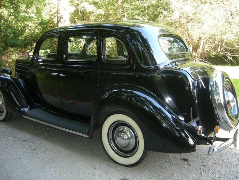 Sedan in Glendale, United States 2 - 18033801