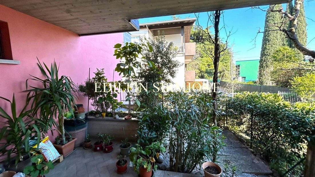 Villa in Desenzano Centro, Desenzano del Garda, Lombardy 5 - 17479569