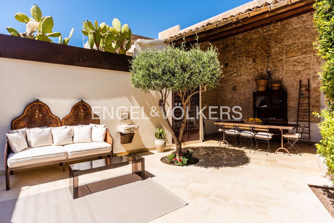 House in Center, Noto, Sicily 3 - 18034307