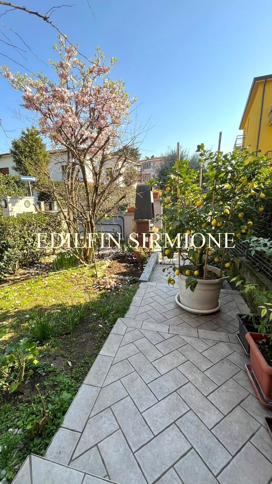 Villa in Desenzano Centro, Desenzano del Garda, Lombardy 3 - 17479569