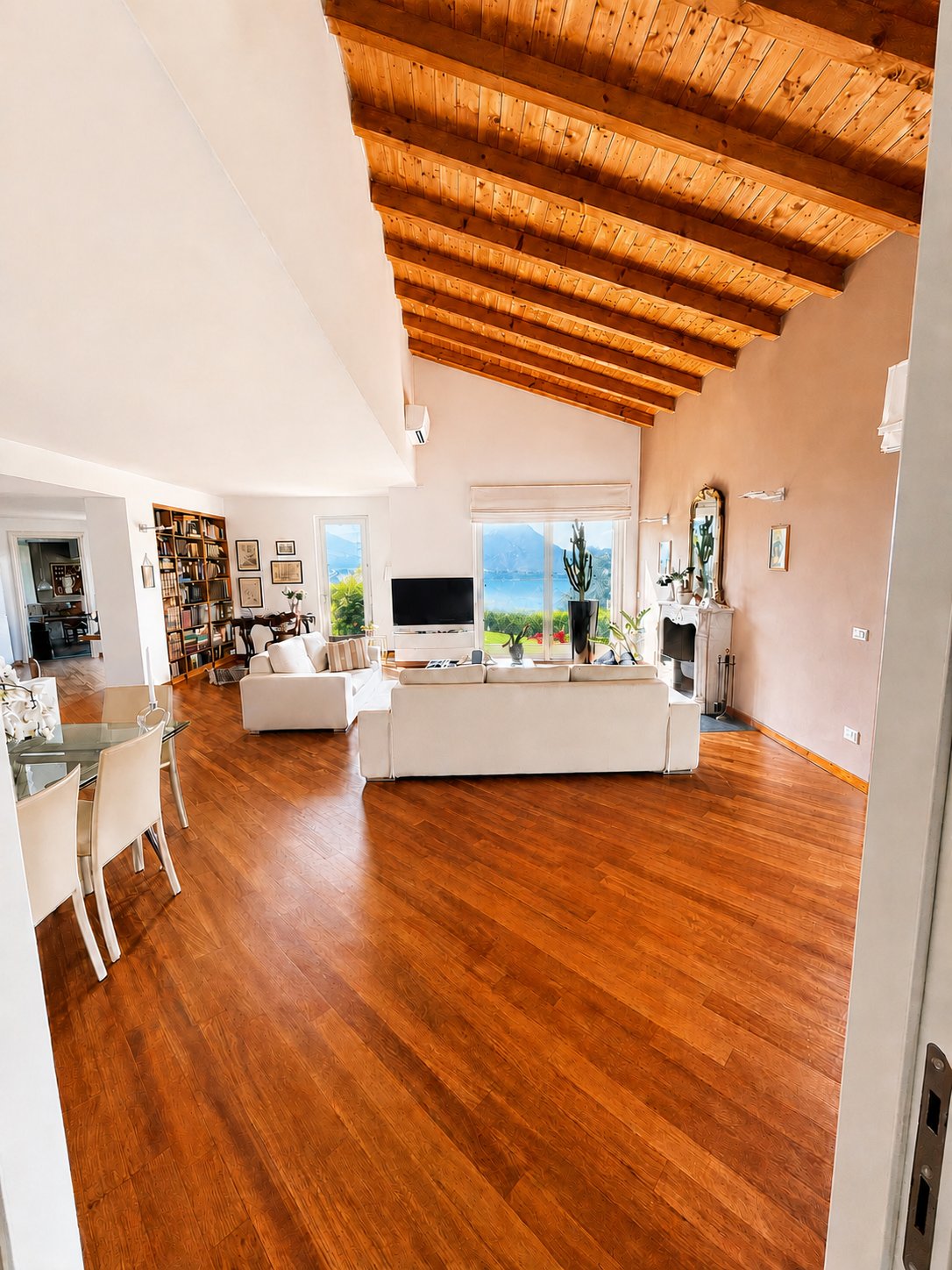 Villa in Cernobbio, Lombardy, Italy 4 - 18033529