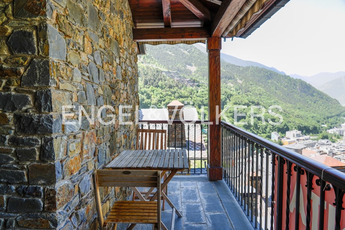 Chalet in Escaldes-Engordany, Escaldes-Engordany, Andorra 2 - 18034309