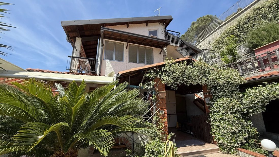 Villa in Camporosso, Liguria, Italy 2 - 18034435