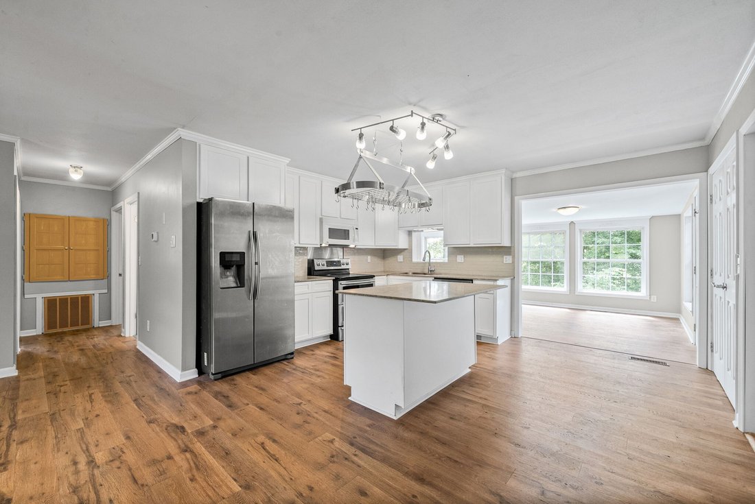 House in Dover, Tennessee, United States 5 - 18033665