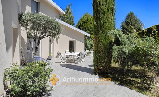 House in Ruy-Montceau, Auvergne-Rhône-Alpes, France 1