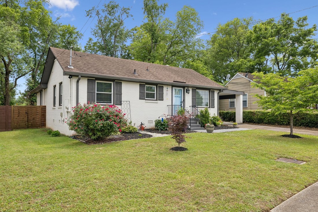House in Nashville, Tennessee, United States 2 - 18033686