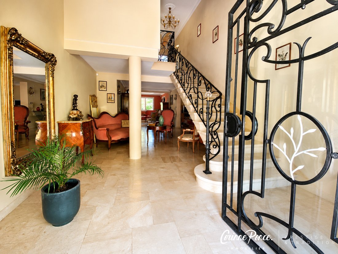 Villa in Garons, Occitania, France 4 - 16248333