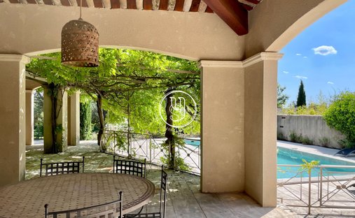 Villa in Maussane-les-Alpilles, Provence-Alpes-Côte d'Azur, France 1