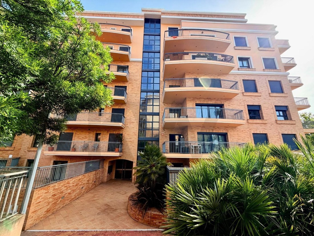 Apartment in Santo António dos Cavaleiros, Lisbon, Portugal 2 - 18034161