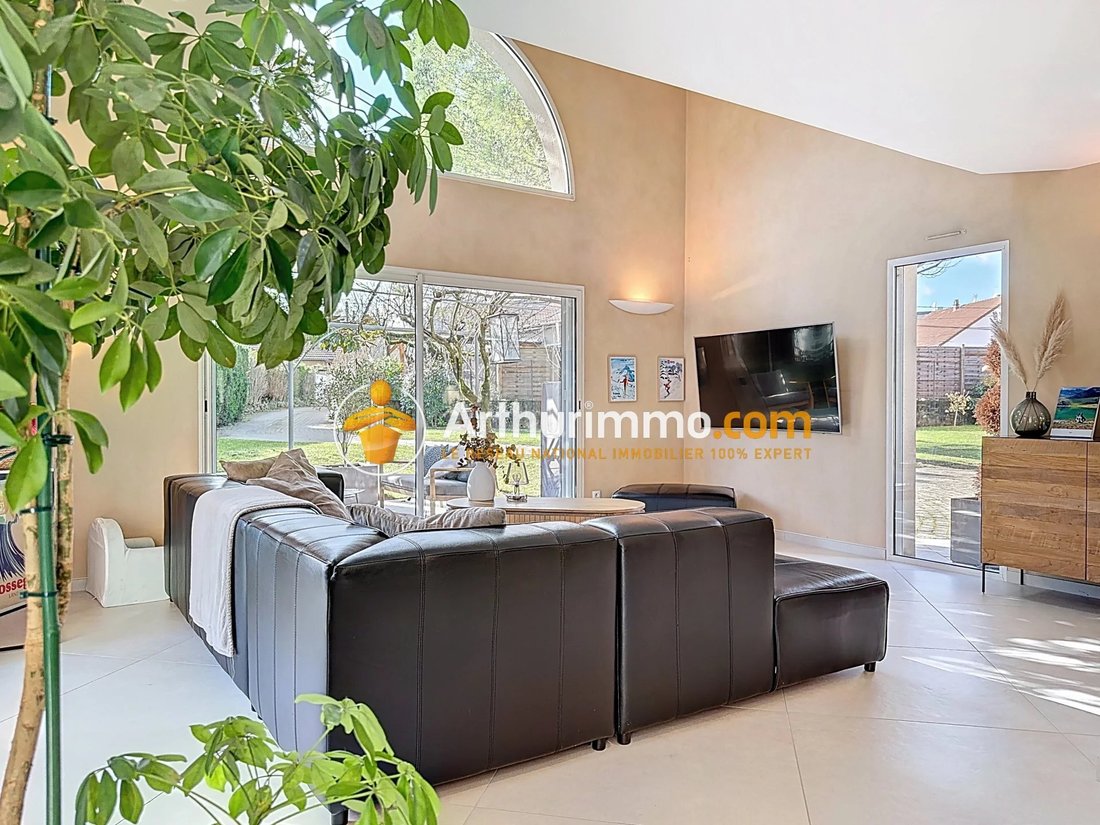 House in Ruy-Montceau, Auvergne-Rhône-Alpes, France 3 - 18034476