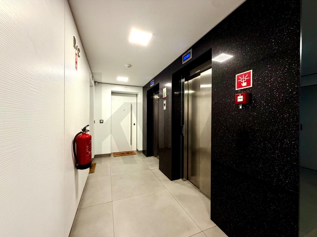 Apartment in Santo António dos Cavaleiros, Lisbon, Portugal 5 - 18034161