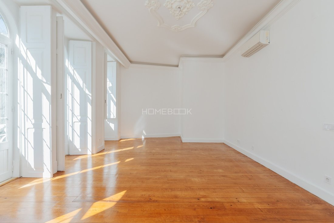 Apartment in Arroios, Lisbon, Portugal 4 - 18035362