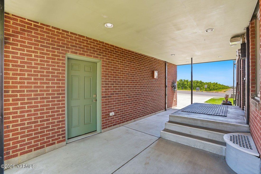 House in Yakima, Washington, United States 5 - 18034930