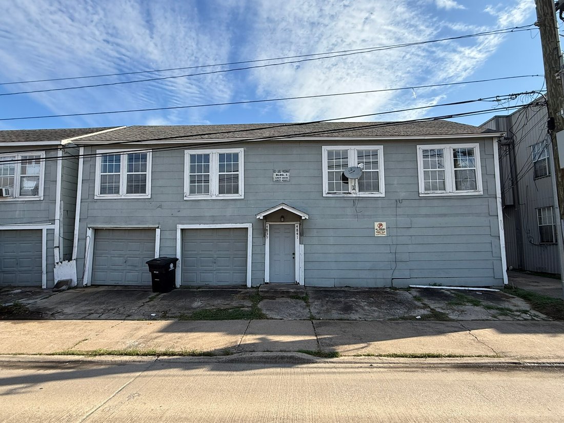 Houston, Texas, United States 3 - 18034763