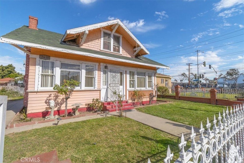 House in Lynwood, California, United States 4 - 18034268